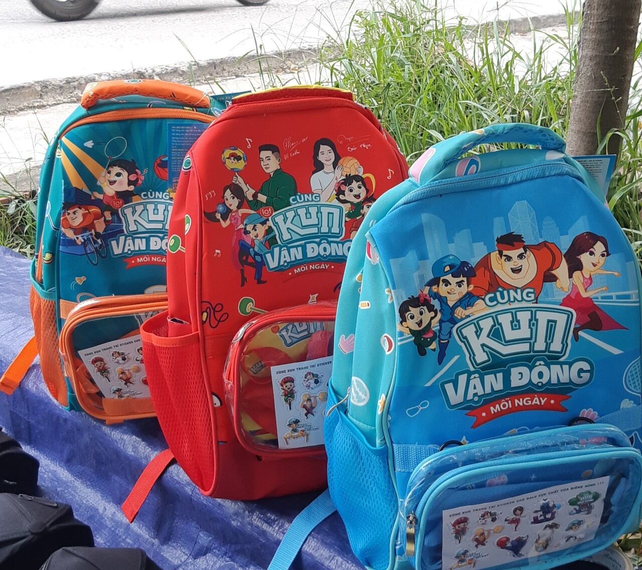 combo 1 Ba lô chống gù kun +1 bút kun dễ thương