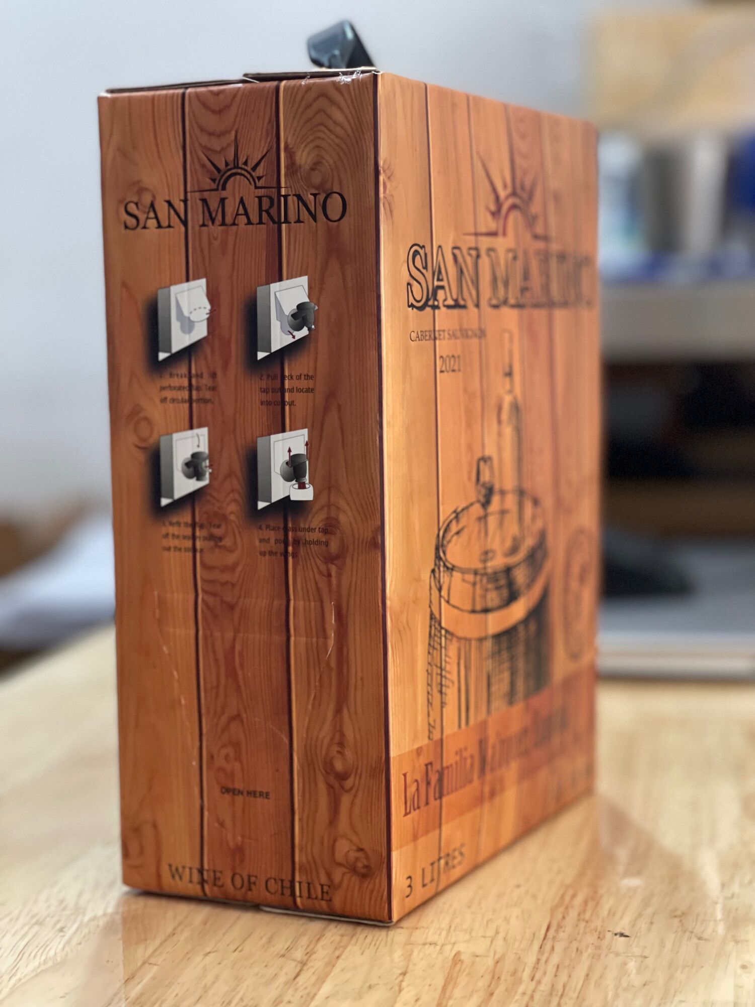 Vang đỏ Chile San Marino