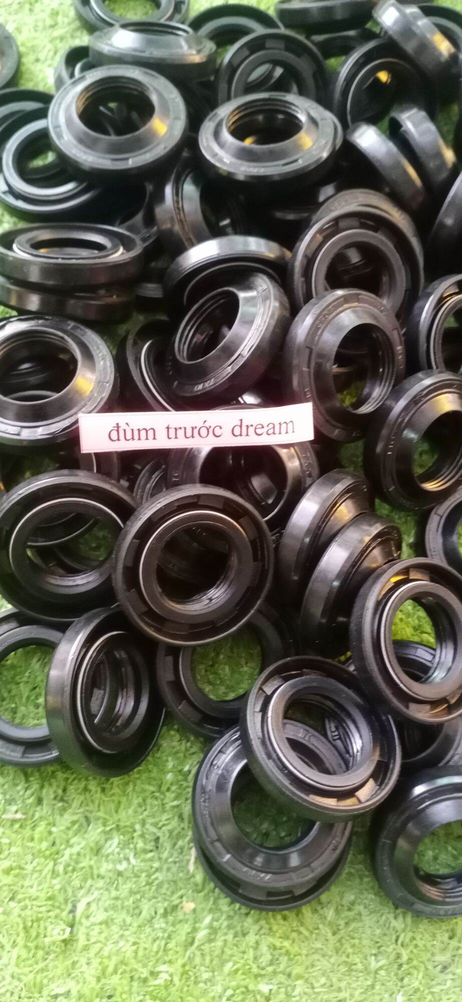 Phốt đùm trước dream