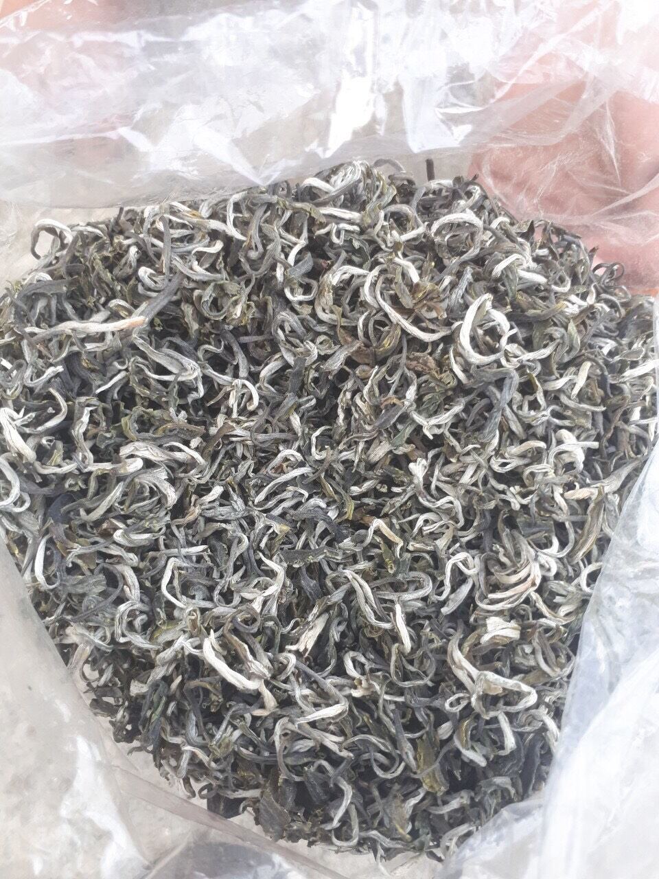 1kg trà shan tuyết 1 tôm 1 lá
