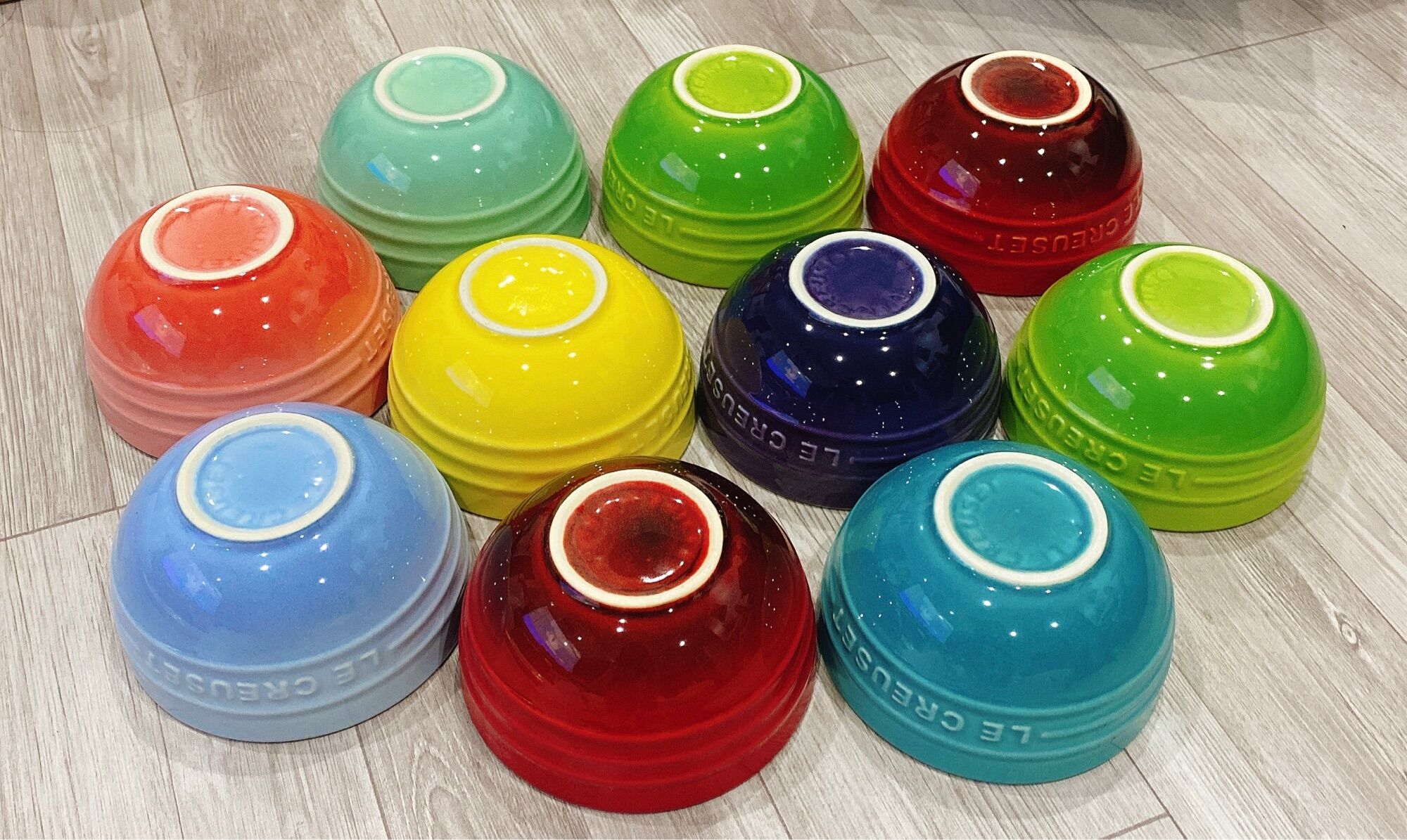 Bát cơm cầu vồng Lecreuset TQ