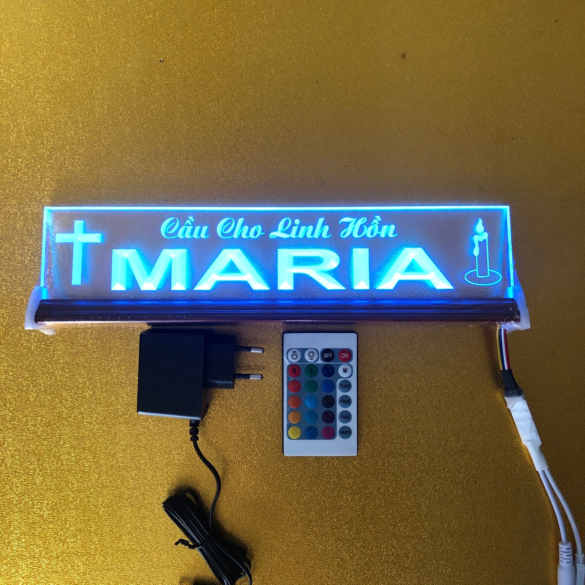 Chữ điện : CCLH MARIA (9x30cm) để bàn
