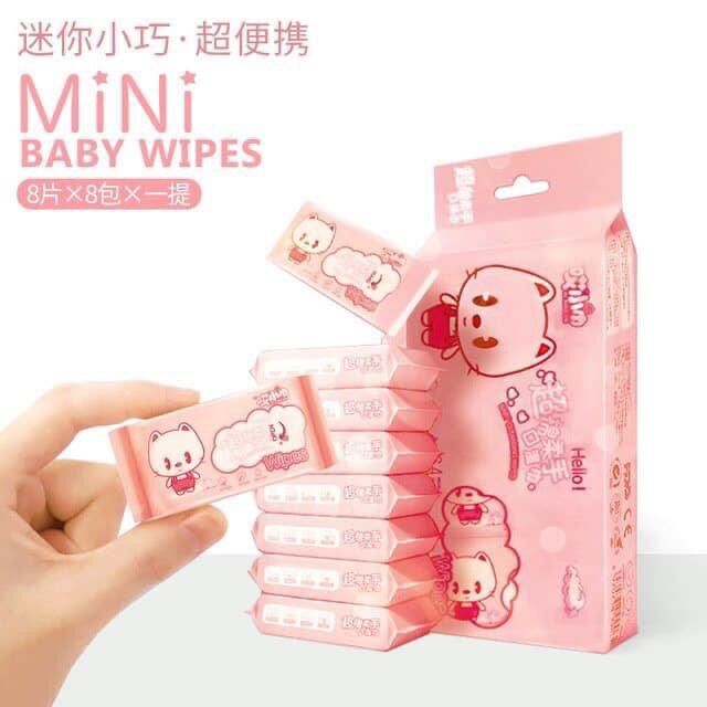Khăn giấy ướt mini- Lốc 8 gói nhỏ 64 tờ