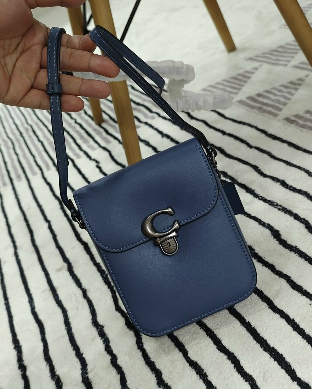 NEW COACH- 📱📱 - TALL STUDIO CROSSBODY CA057 siêu sang