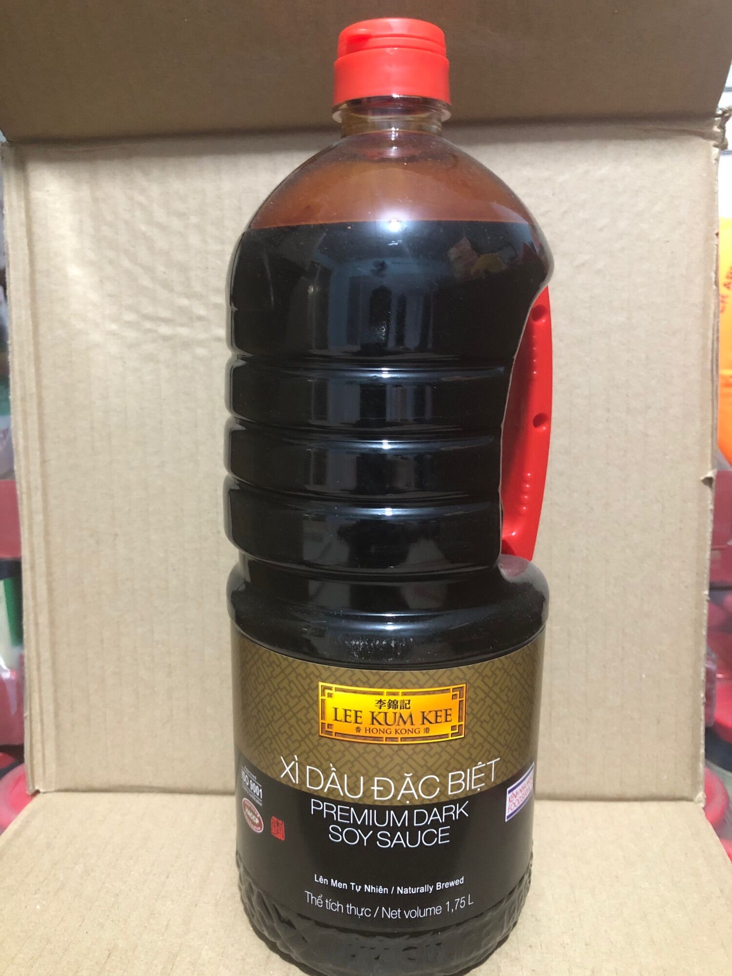 Xì dầu đặc biệt lee kum kee 1.75L