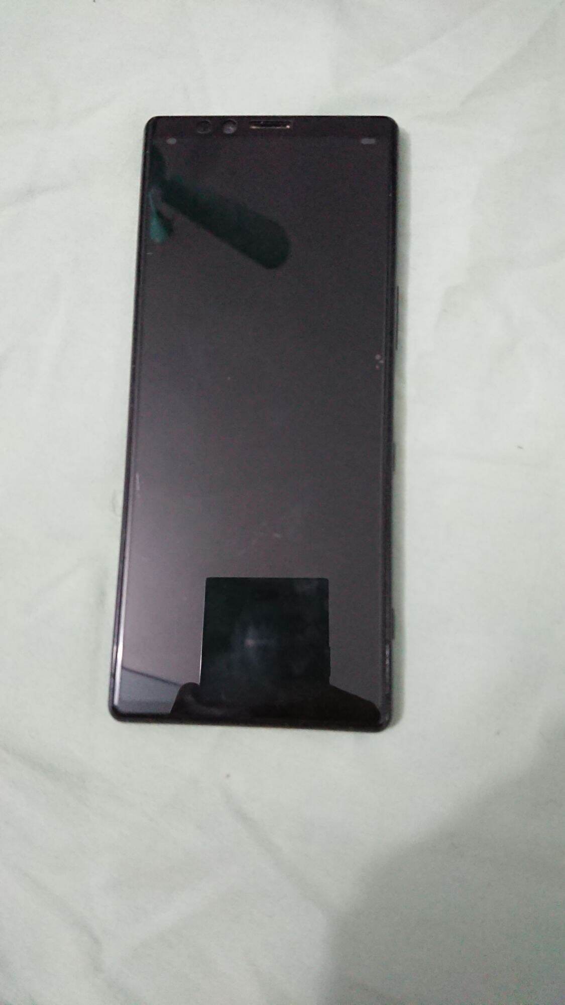 Điện thọai di động sony xperia 1 2 sim đã qua sử dụng màu đen