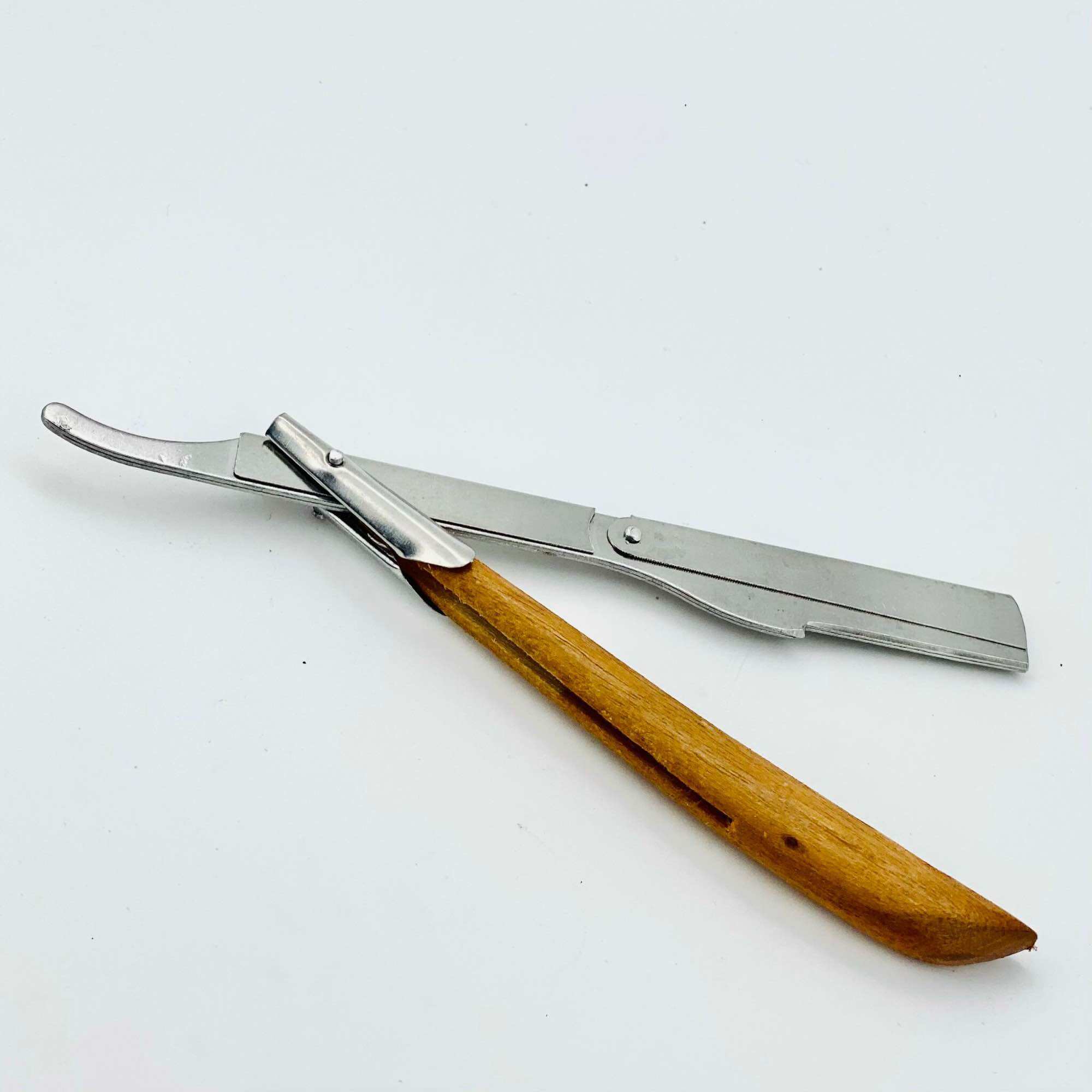 Dao Cạo Cán Gỗ thanh sơn