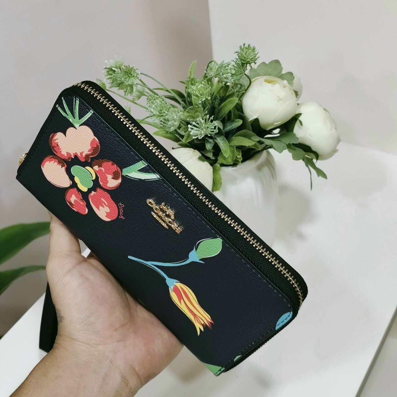Ví C🅾️ACH Long Zip Around Wallet da thật chuẩn xịn xò