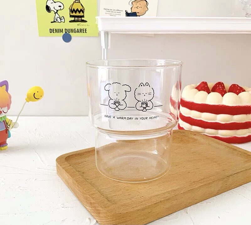 Ly thuỷ tinh kiểu hoạ tiết dễ thương