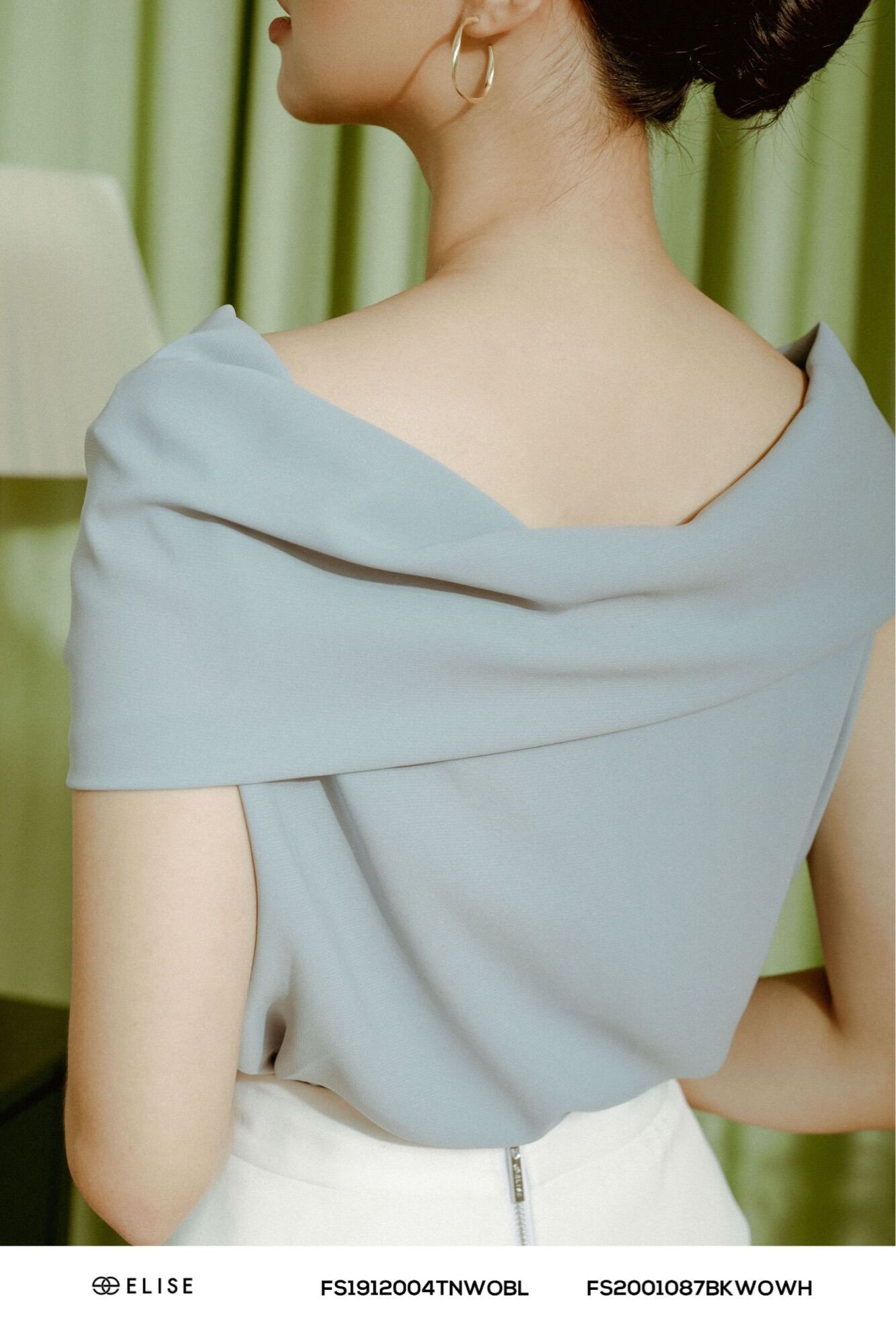 Elise Sơ mi xanh cổ lệch size L (form nhỏ = M) nguyên tag