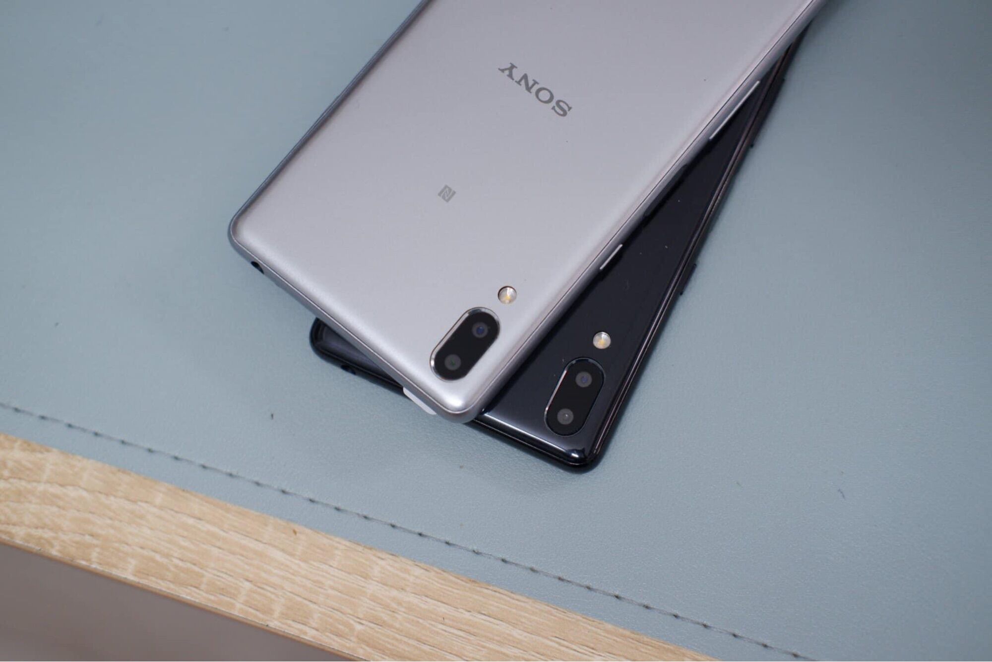Điện thoại Sony Xperia L3 2 sim ram 3/32g quốc tế