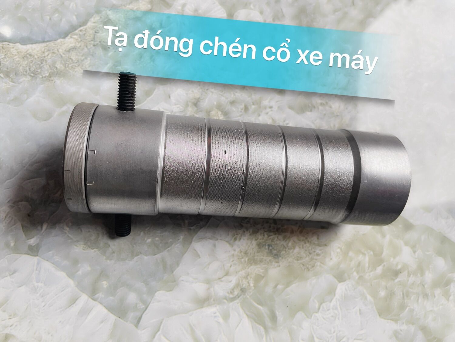 Cục tạ đóng chén cổ vào chẳng ba xe máy honda và yamha
