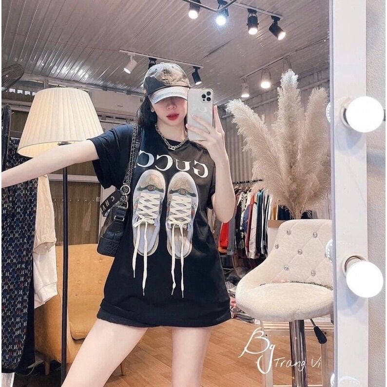 Áo thun form rộng tay lỡ đôi giày gu xì