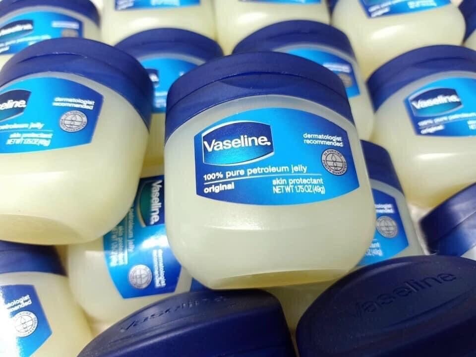 Sáp nẻ vaseline