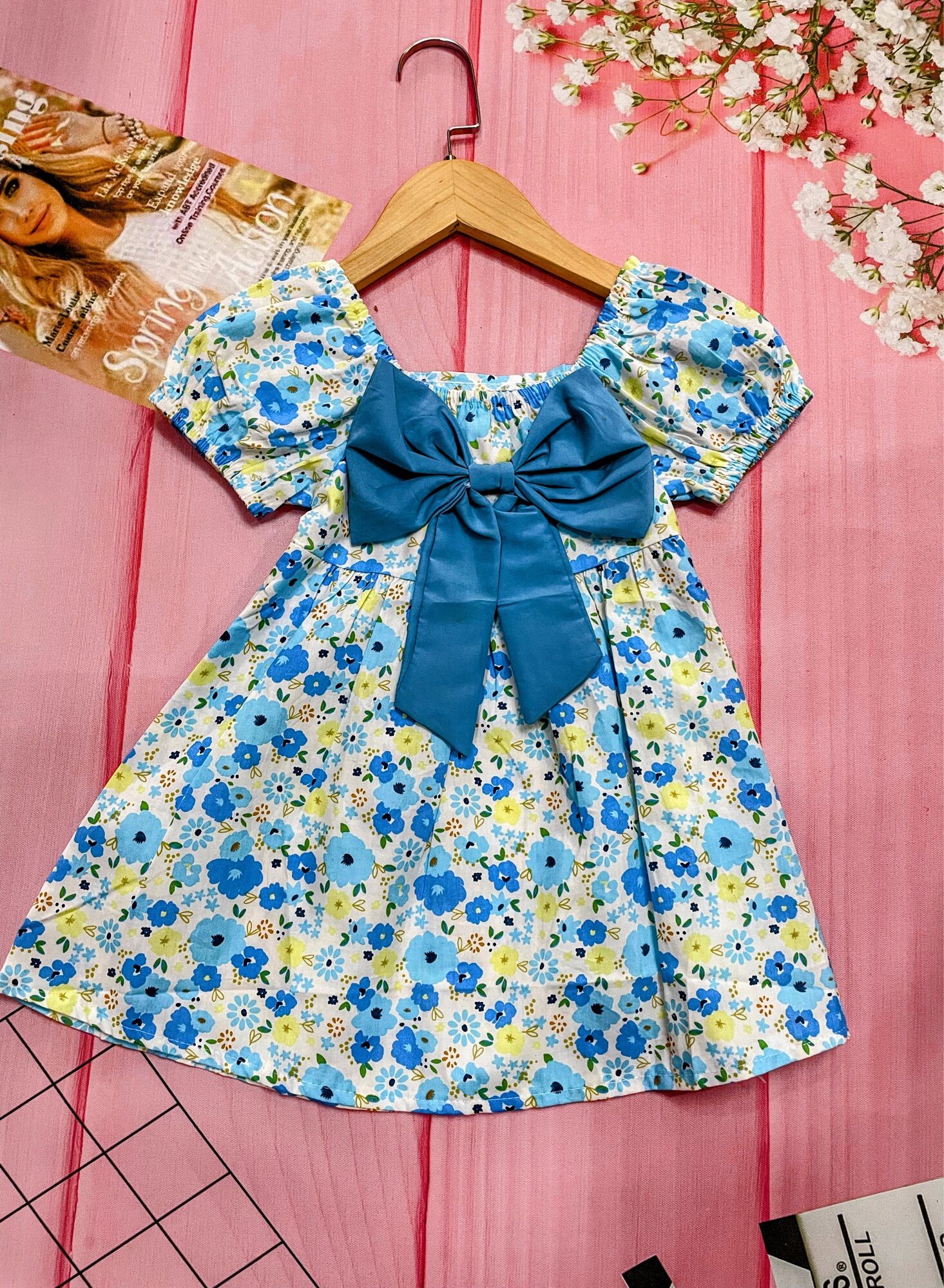 Đầm hoa xanh nơ bé gái 15-20kg