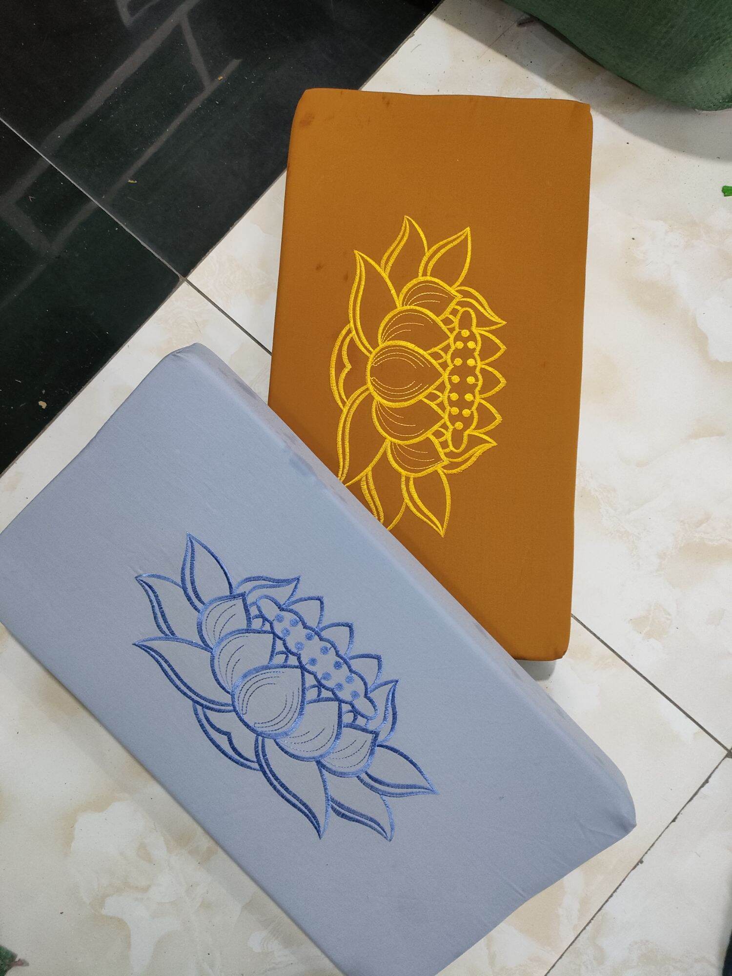 miếng ngồi thiền.nệm tụng Kinh 5cm(25*45cm)