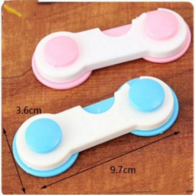 Khoá tủ lạnh và tủ đồ