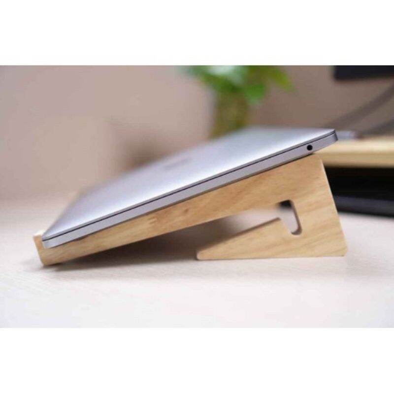 Giá đỡ Macbook bằng gỗ