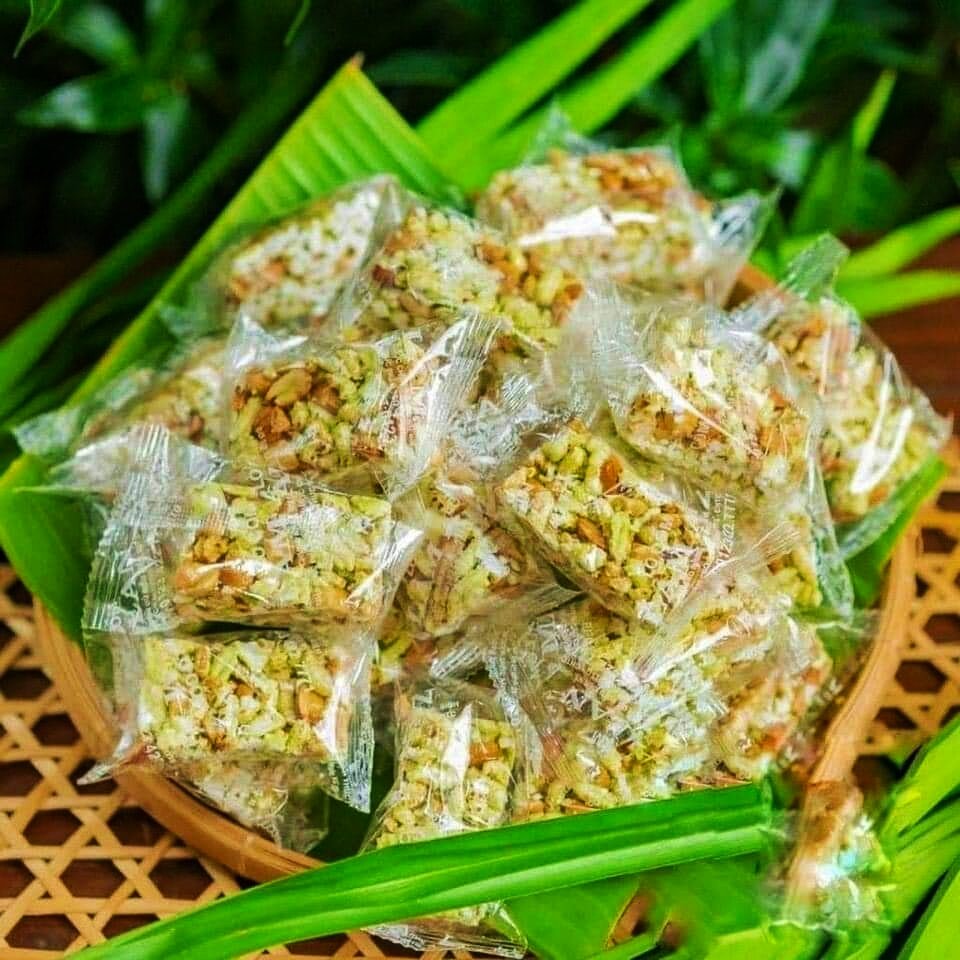 Cốm nếp dứa Lâm An loại 1 , KL 500g (Cốm nếp dứa nước cốt dừa đậu phộng siêu giòn)