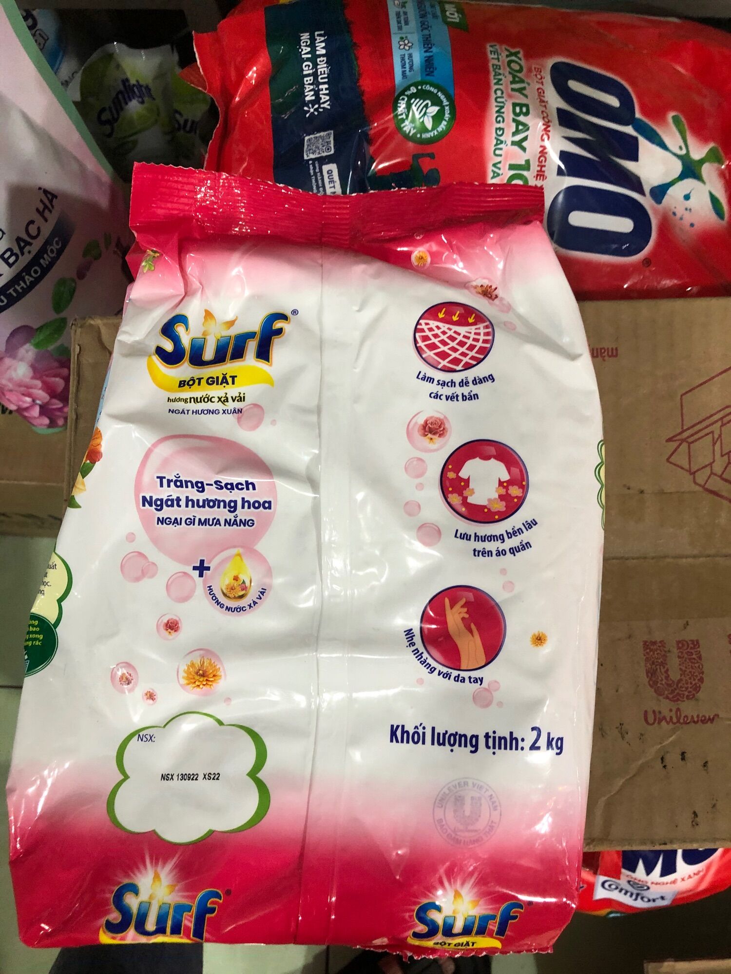 Bột giặt Surf hương nước hoa 2kg