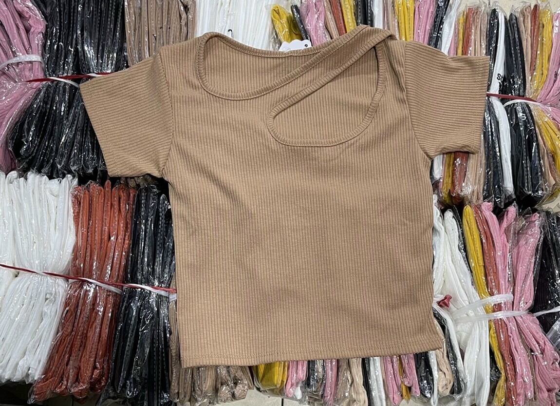 Áo croptop chéo ngực