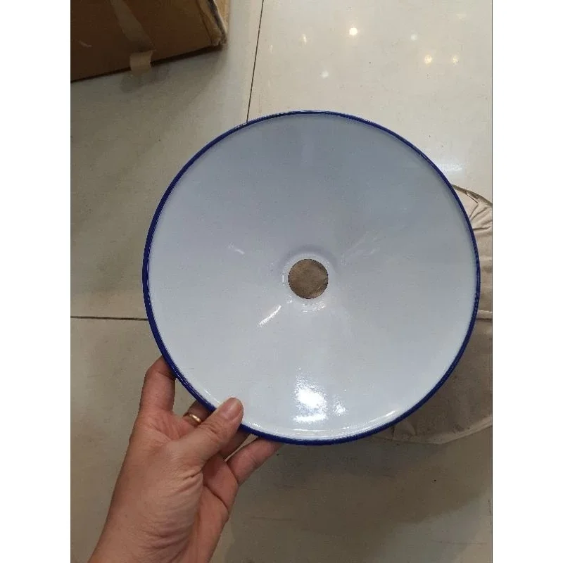 chao đèn sắt tráng men d22cm