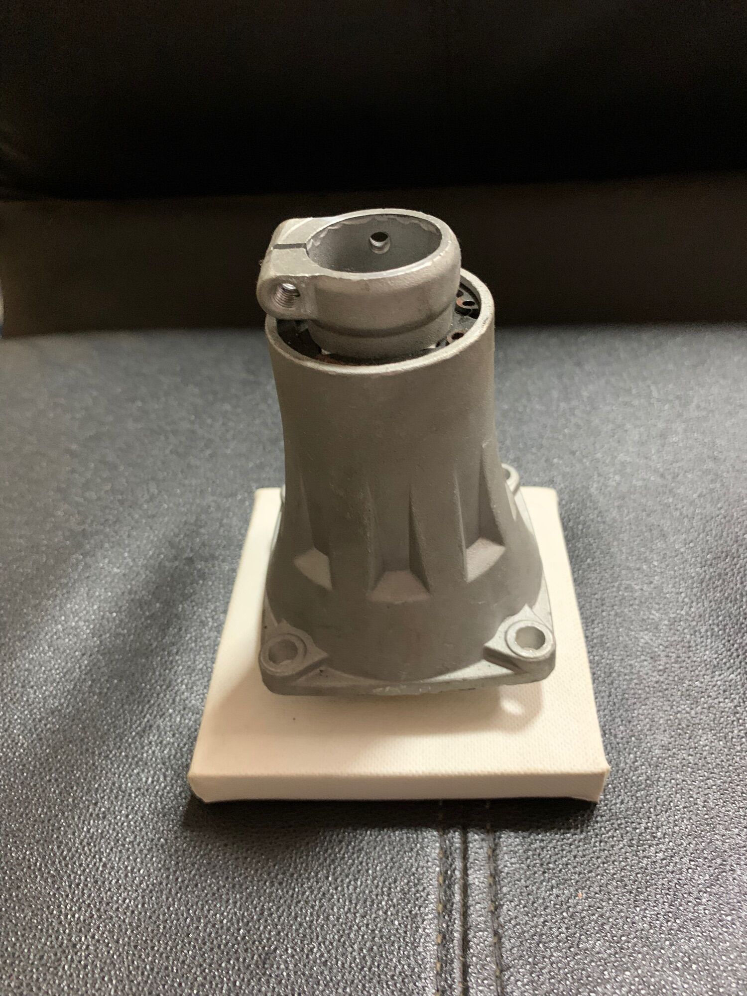 Bắp chuối bố côn nhỏ máy cắt cỏ cần 26mm 7khía