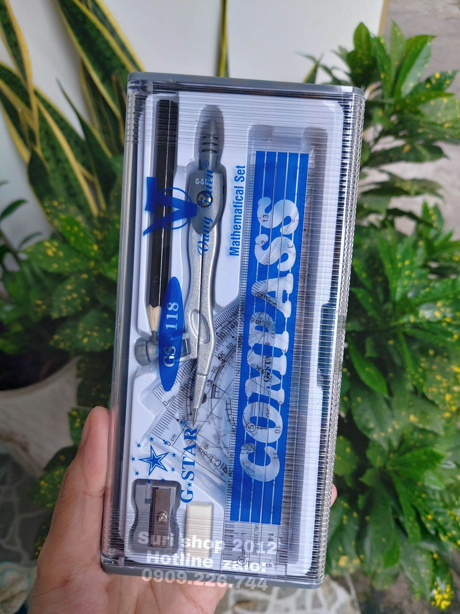 01 bộ compa 7 món ( tặng kèm viết chì + gôm tẩy )