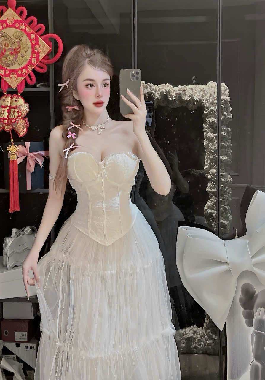 Set áo ống phối ren kèm chân váy lưới siêu đẹp