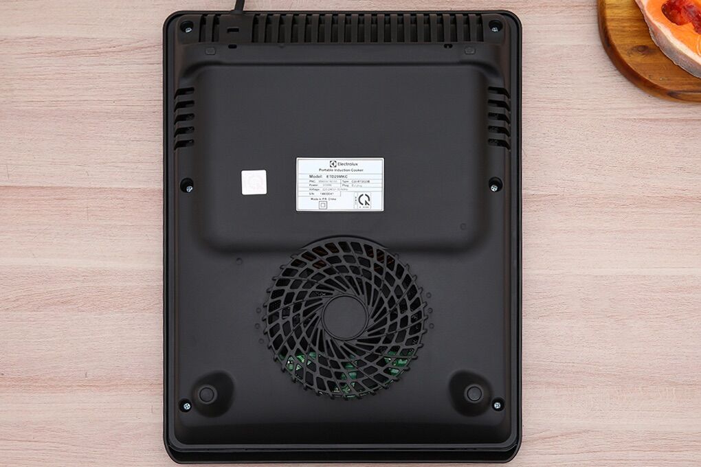 Bếp từ Electrolux ETD29MKC - Hàng Chính Hãng