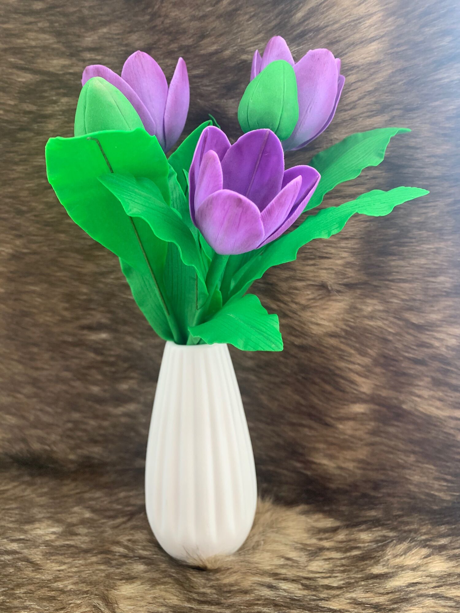 Bình hoa tulip bằng đất sét size trung