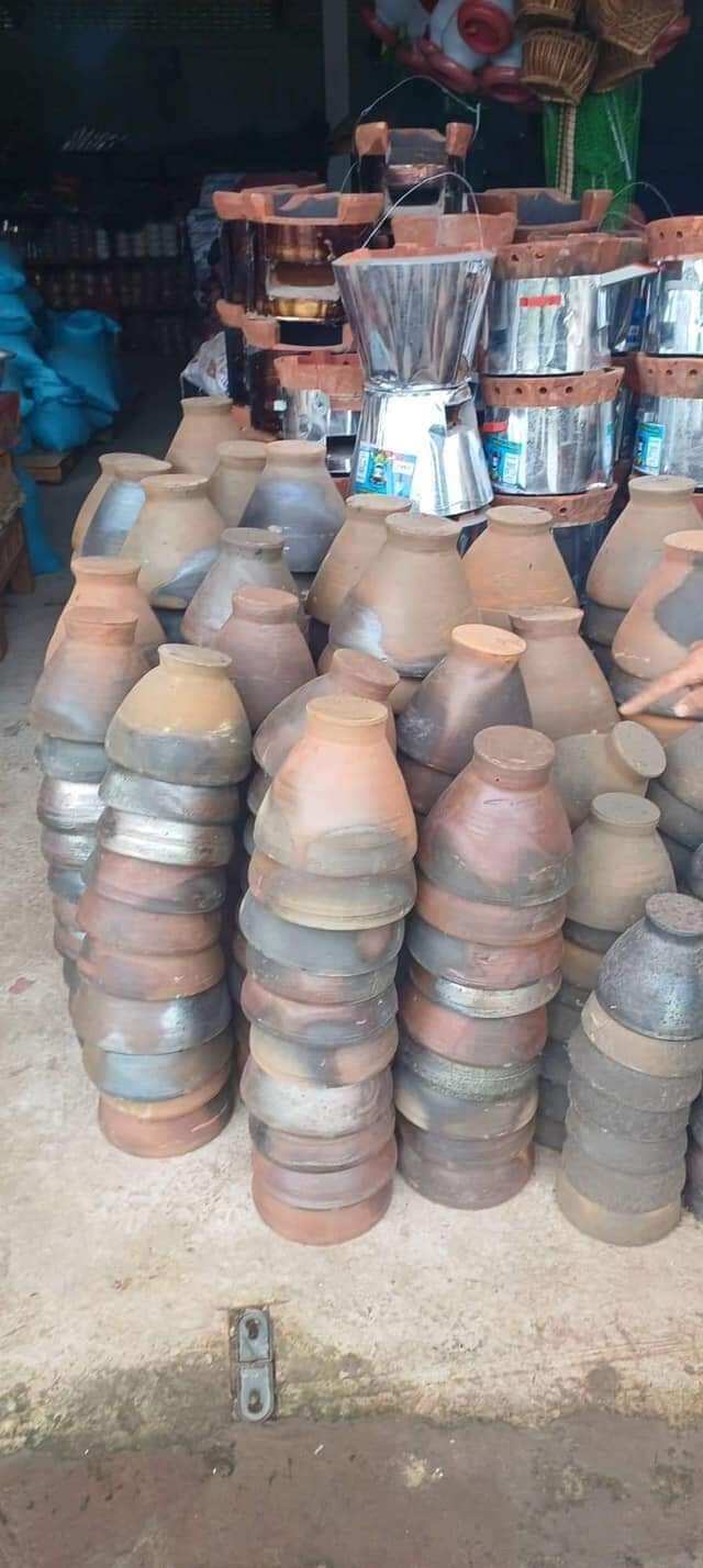 Bộ cối chày Lào