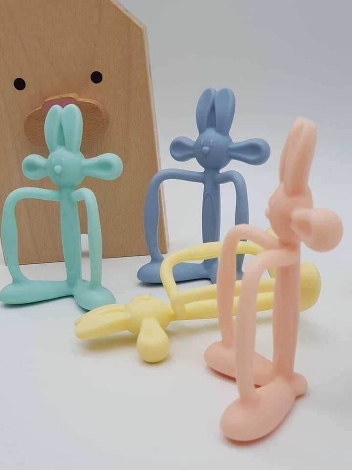 Gặm nướu Bunny Banana Hàn quốc