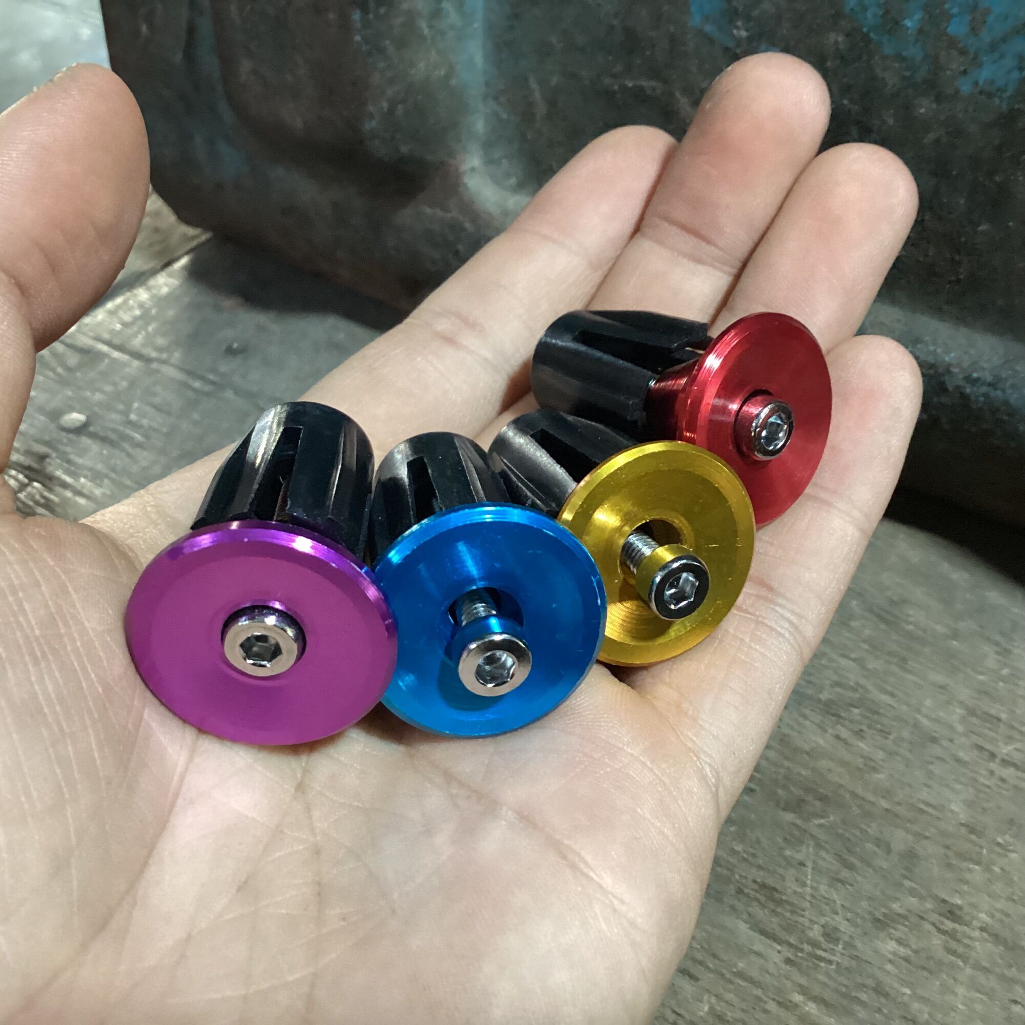 Nút Chặn Tay Lái Ghi Đông Xe Đạp