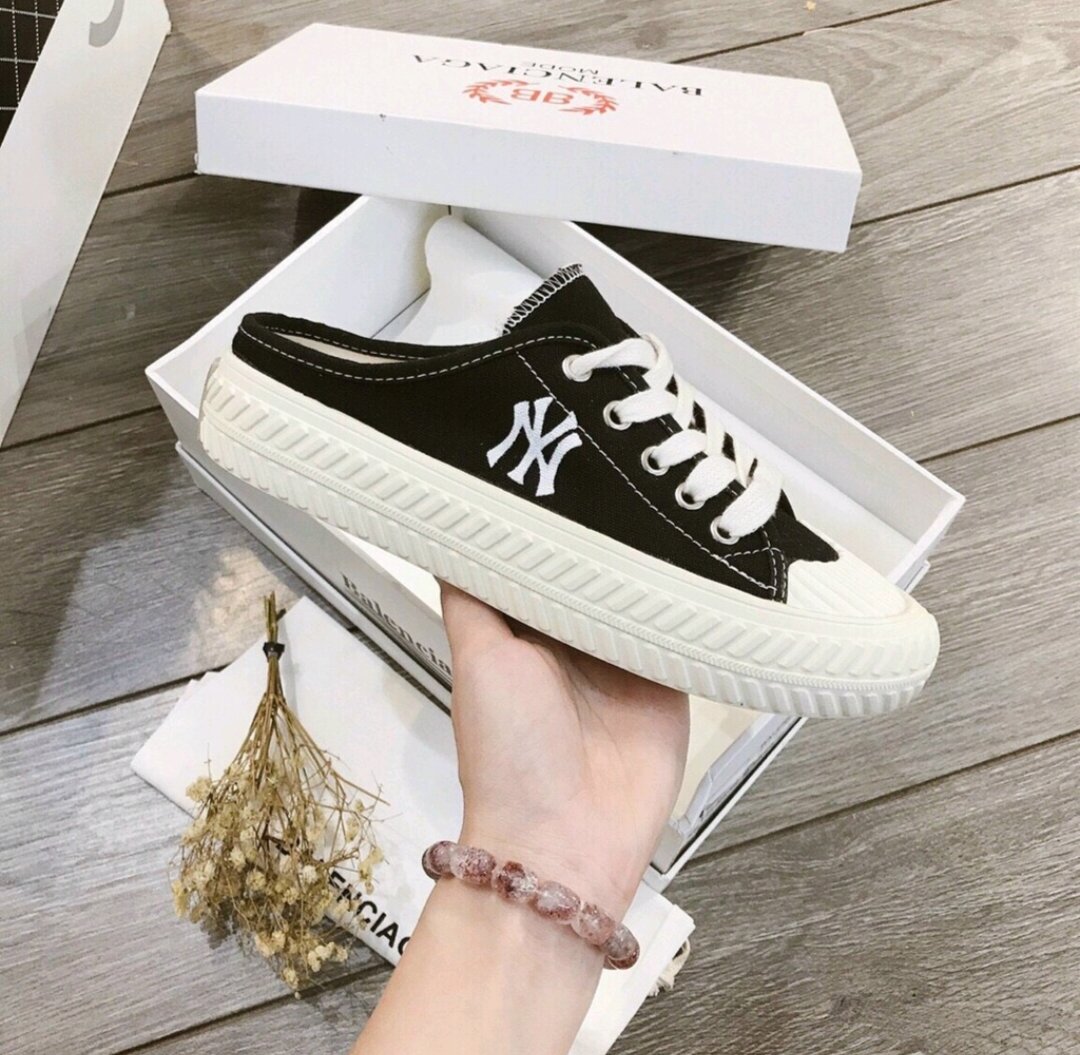 GIÀY sục (THÊU) LOẠI 1