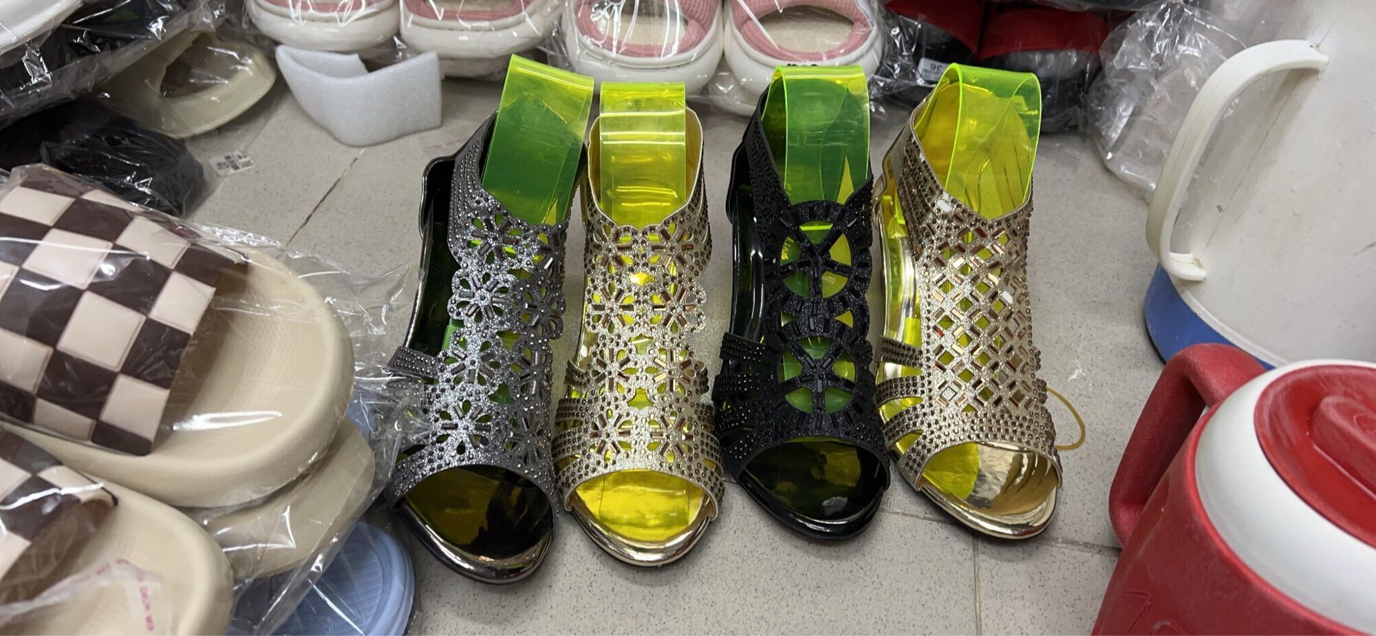 Guốc khóa sau cao cấp.big size từ 37-42