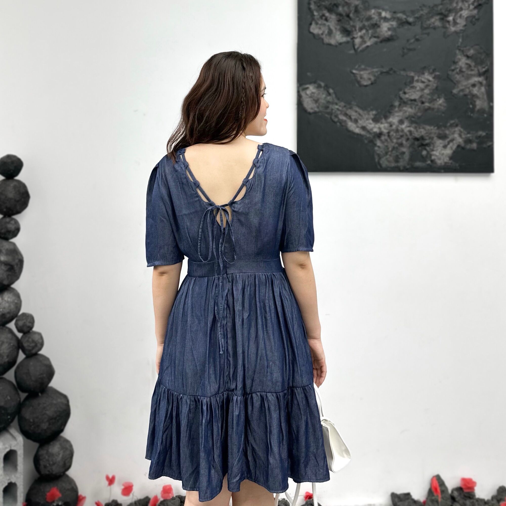 OOTD BIGSIZE | Đầm khoét vai lưng V buộc dây