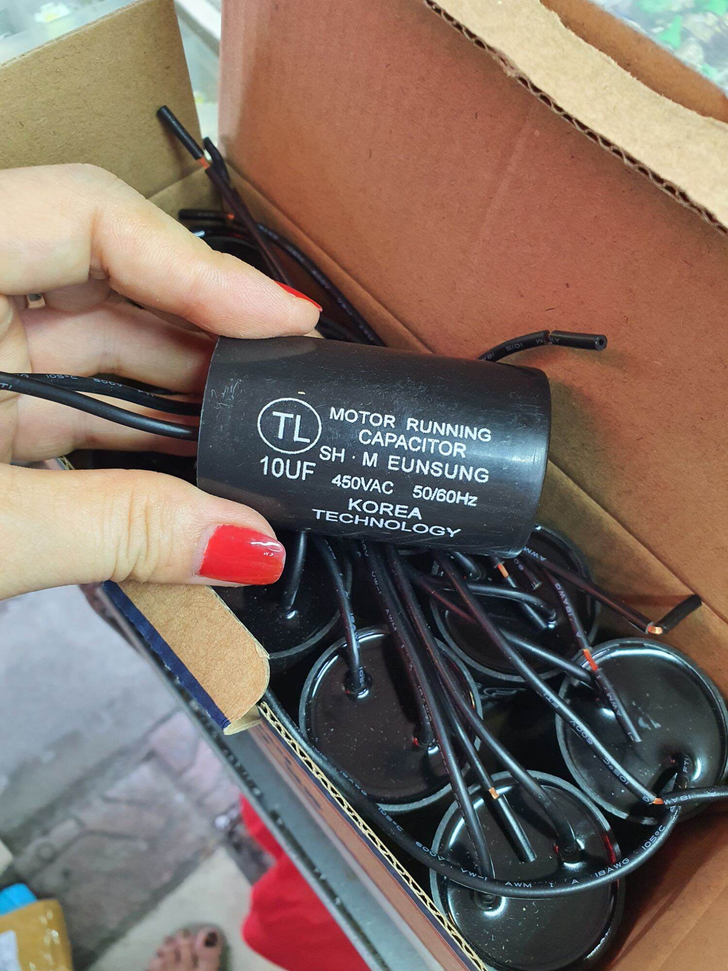 tụ điện 10uf 450v