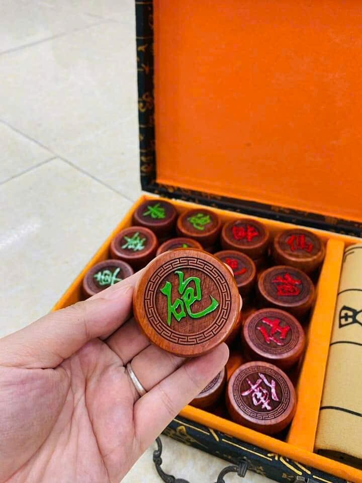 Cờ tướng gỗ hương quân 4cm