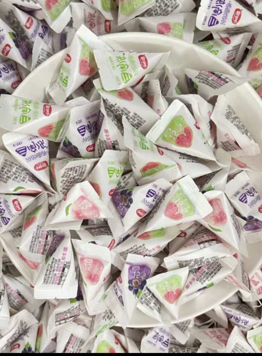 Bịch 100/200/300 gr kẹo thạch tam giác trái cây thơm ngon