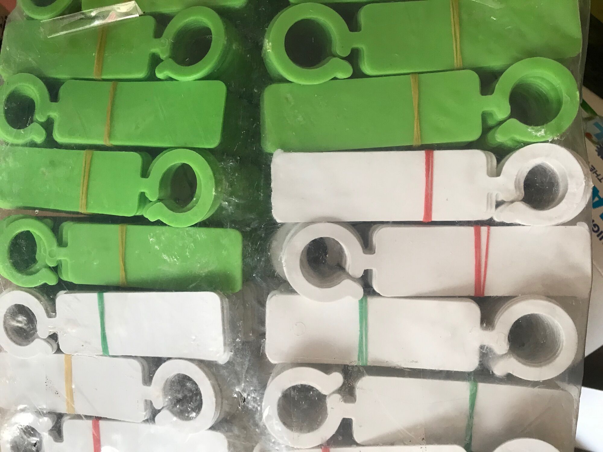 set 50 thẻ ghi tên lan có móc treo ( giao màu ngẫu nhiên)