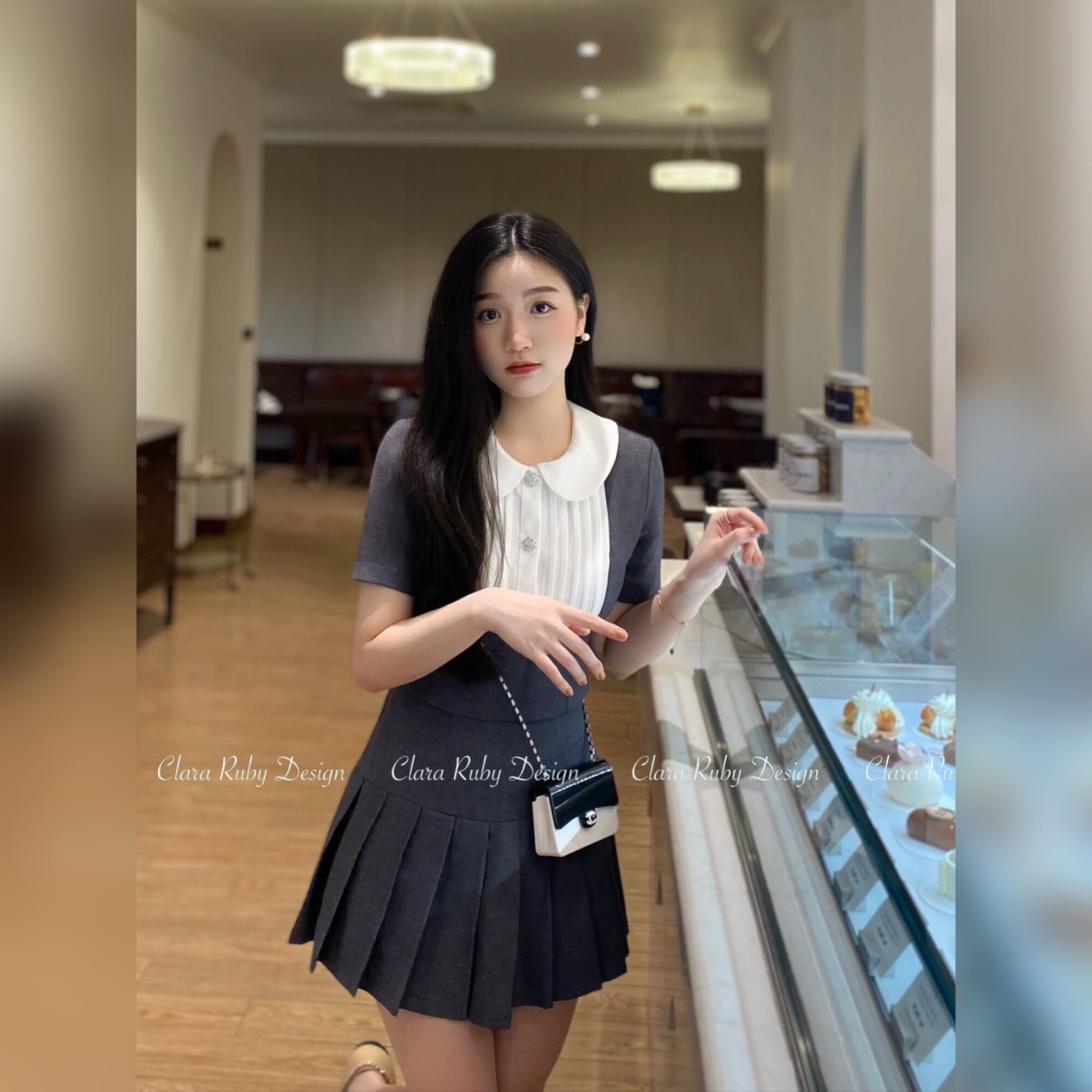 𝑮𝒓𝒆𝒚 set áo phối cổ sen và chân váy xếp ly🤍 hàng chính hãng - clara ruby - tách sét size sml