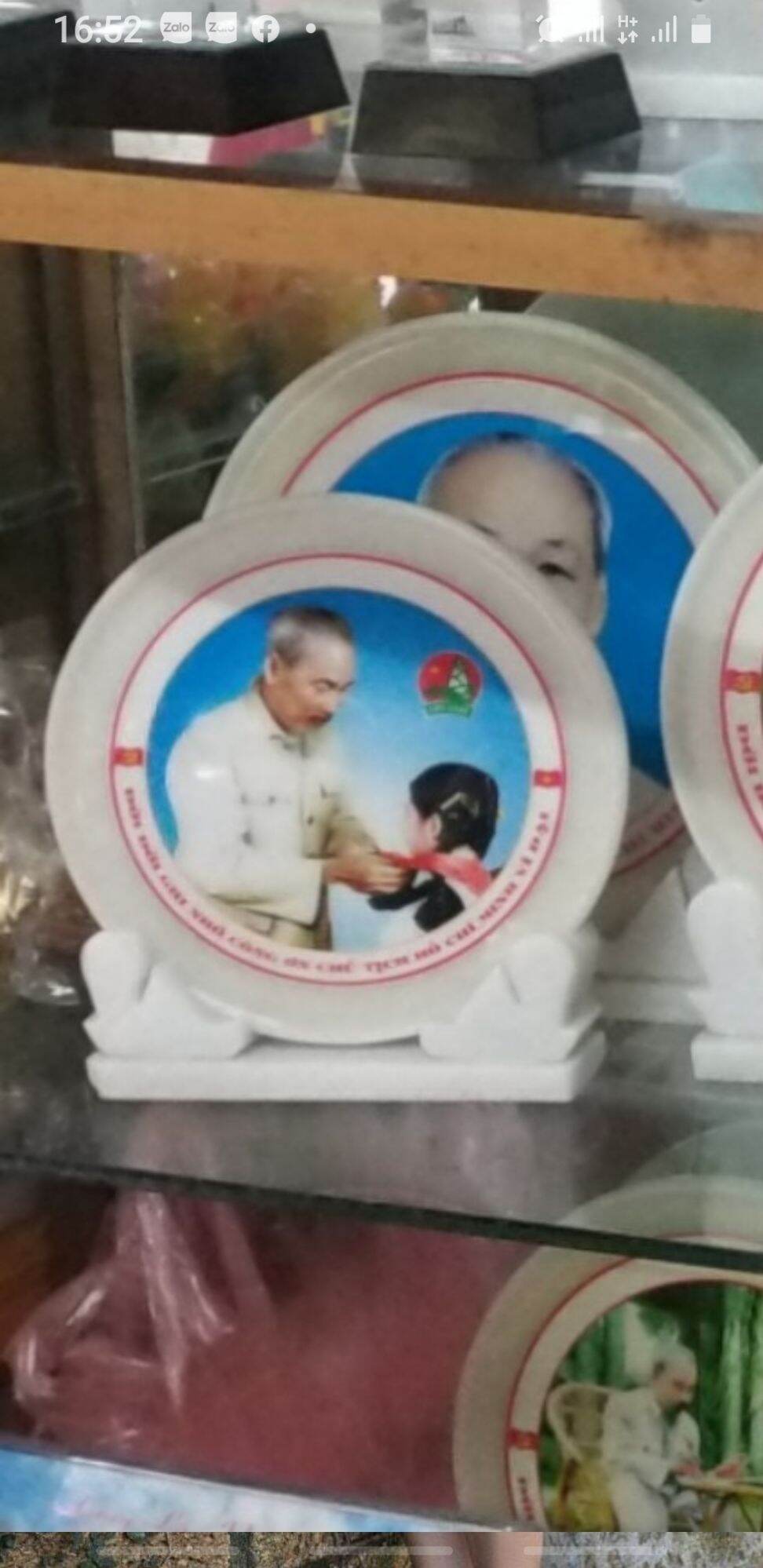 [Nhập RS0822 giảm 30k cho đơn 99k]Đĩa đá hình Bác Hồ