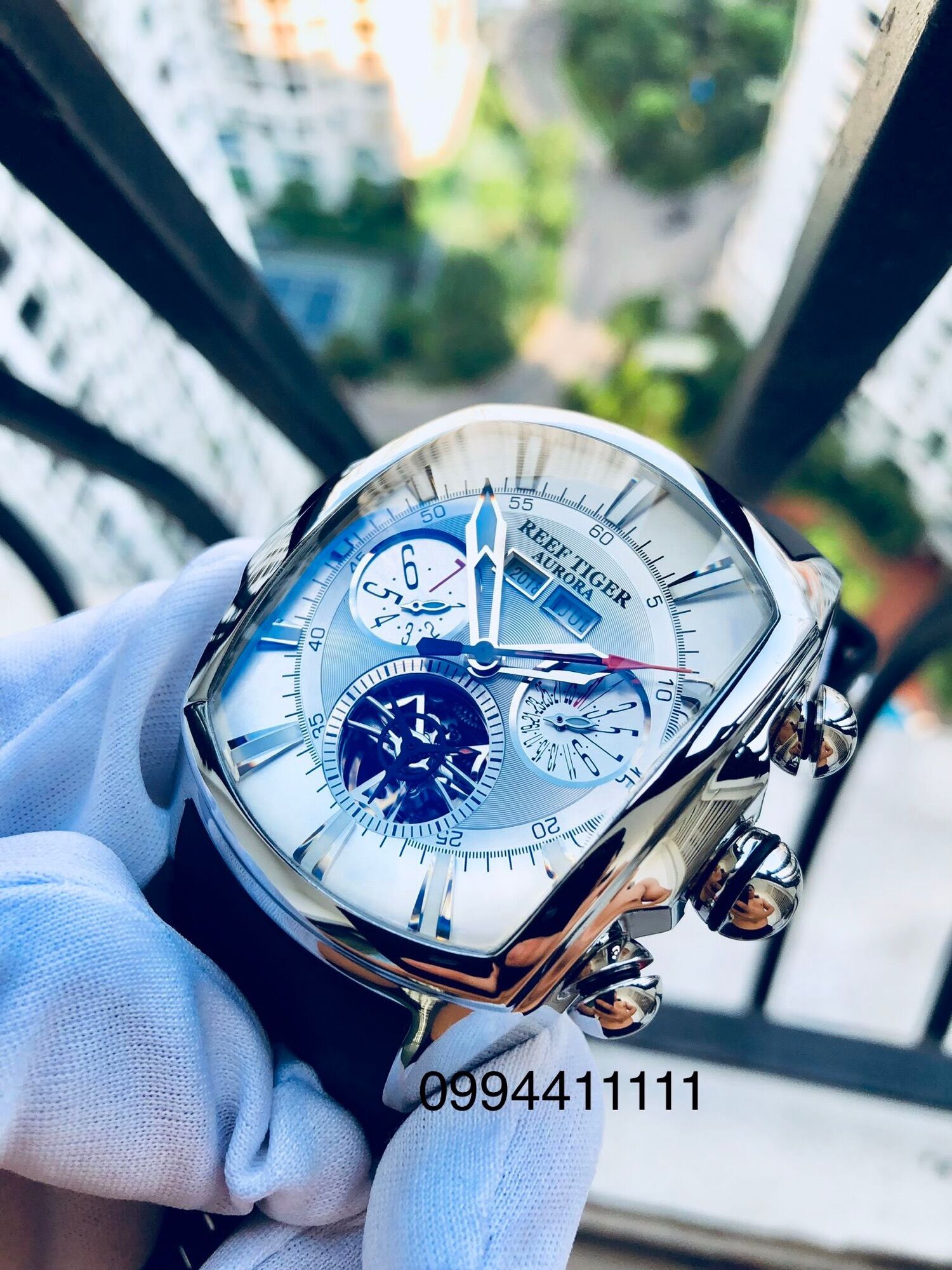 Đồng hồ nam Reef Tiger rga3069
