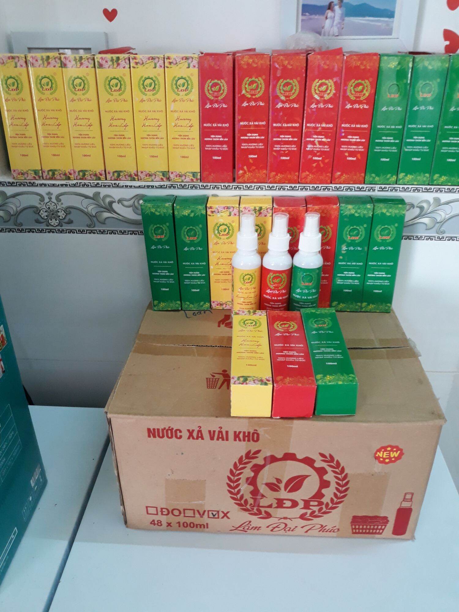 COMBO 10 CHAI XẢ VẢI KHÔ ( 3 Màu Đỏ , Xanh , Vàng )