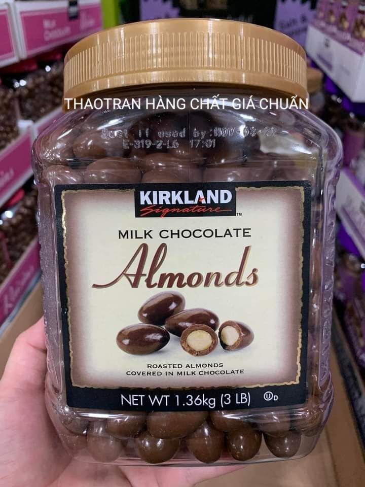 Milk chocolate almonds kirkland -date t11/2022