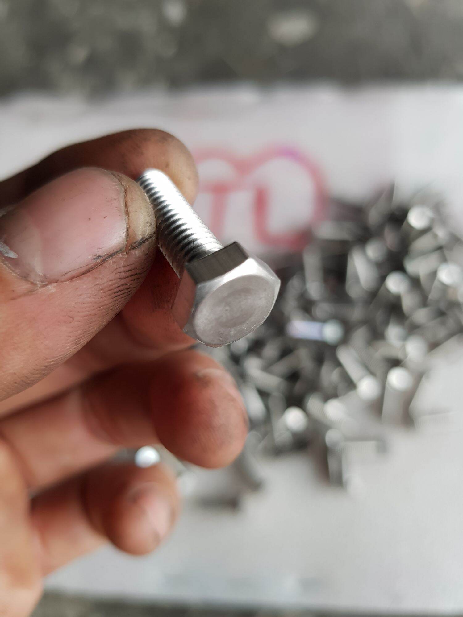 ốc inox 6ly2 phân (loại tốt)(5 con)