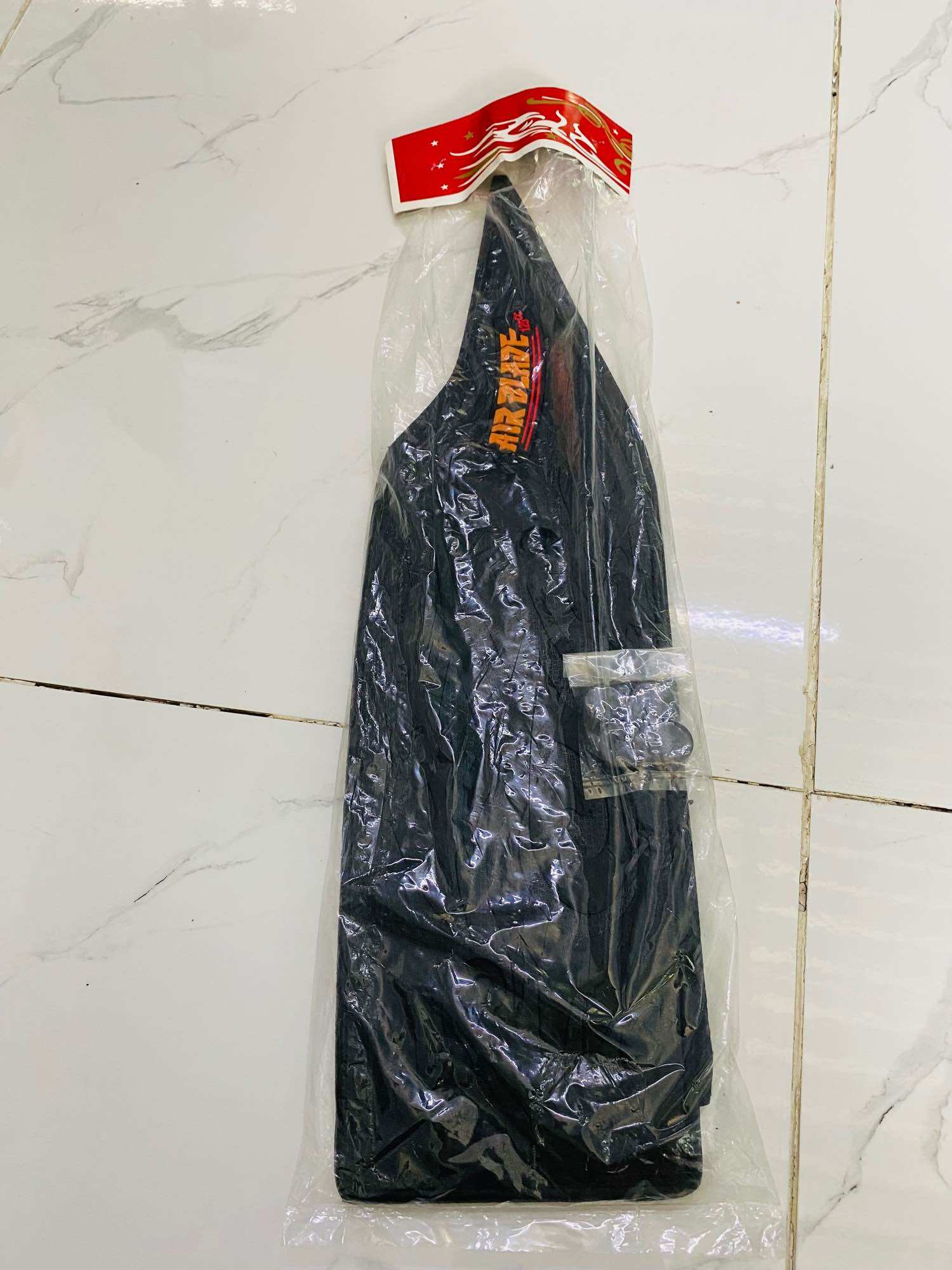 Thảm lót chân Air Blade đời 2007- 2013-2019 2025các đời dành cho ab số lượng 1 cặp. ae chọn đúng đời xe nha chất liệu cao su