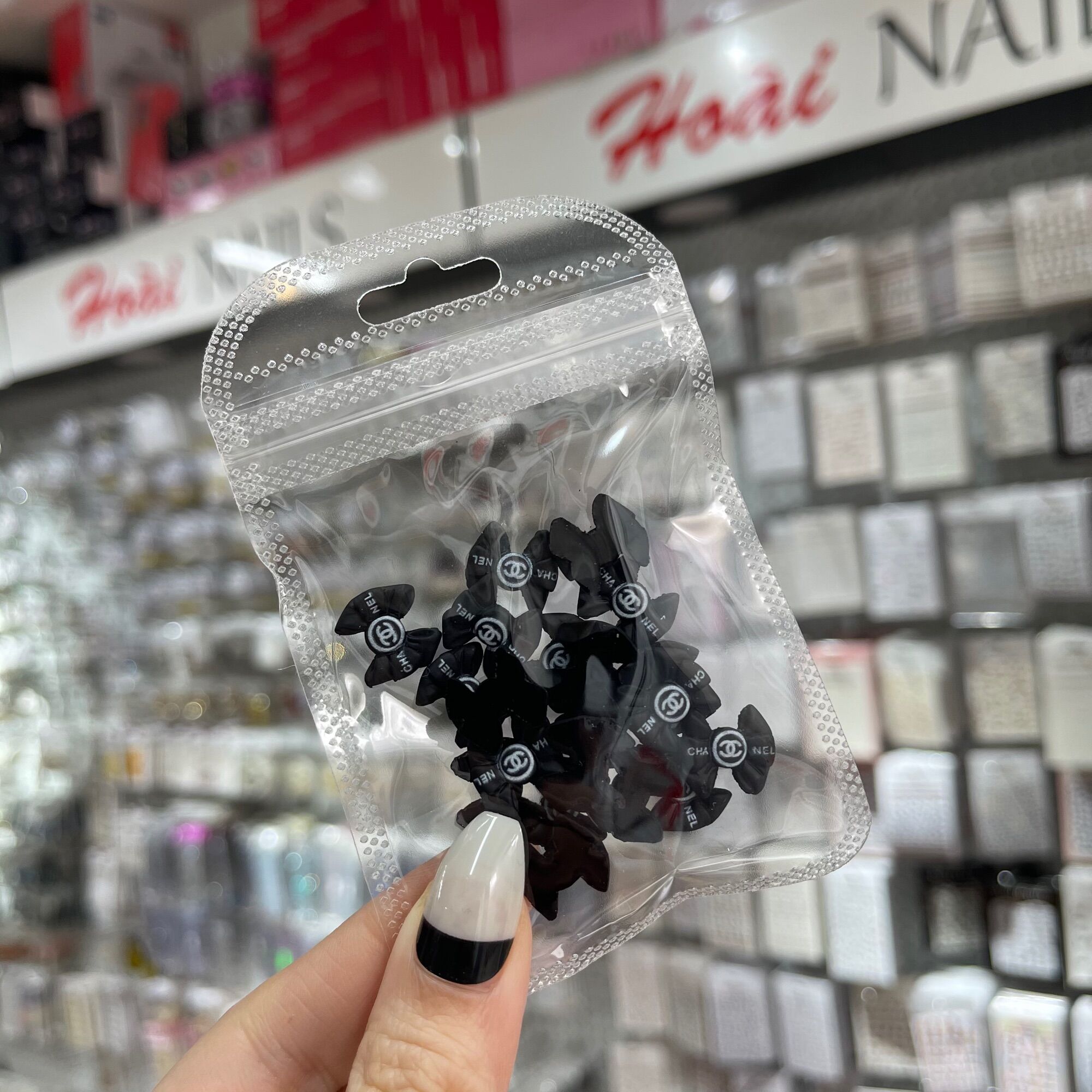 Nơ chanel nhựa ( gói 20c)