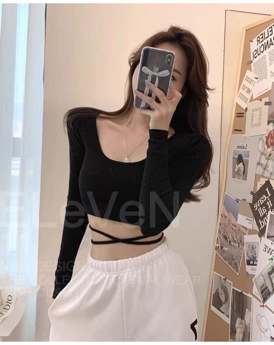 Áo kiểu croptop tay dài cổ U phối dây thắt bụng cá tính